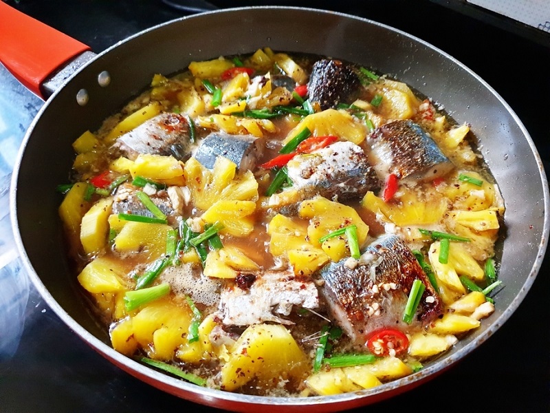Cá kho thơm